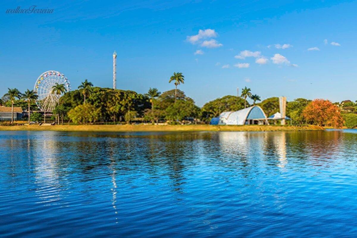 בלו הוריזונטה Flat Com Jacuzzi Na Lagoa Da Pampulha מראה חיצוני תמונה